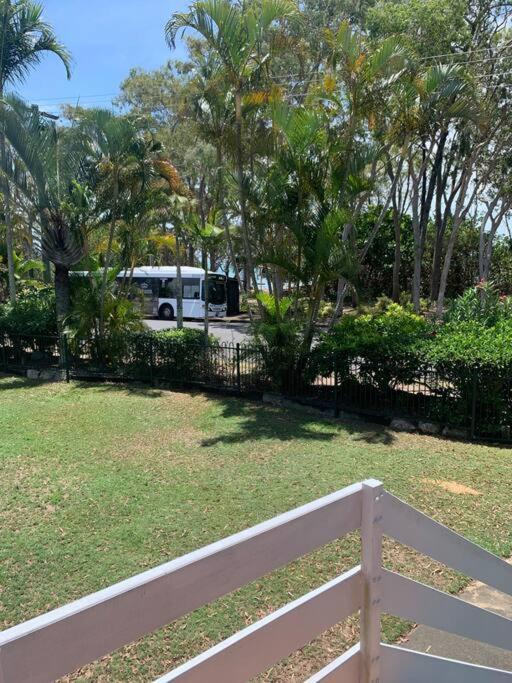 Beachfront At Silver Sands Hervey Bay Extérieur photo
